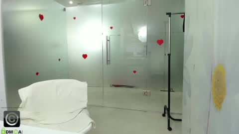 Miss Domina online show from 05.19.26