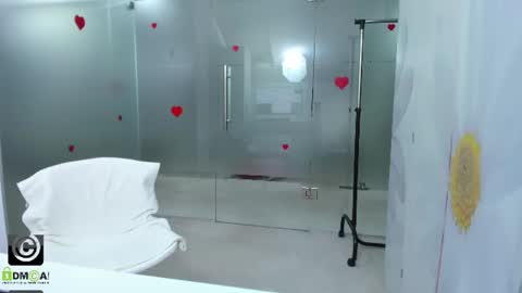 Miss Domina online show from 06.11.26