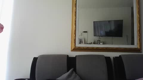 Snapshot of misselii chatting on 01.30.25 melodie online show from 01.30.25