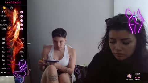 Snapshot of misselii chatting on 02.06.25 melodie online show from 02.06.25