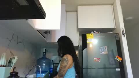 Snapshot of misselii chatting on 02.20.25 melodie online show from 02.20.25