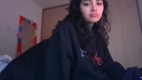 Snapshot of misselii chatting on 02.26.25 melodie online show from 02.26.25