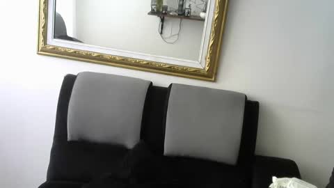 Snapshot of misselii chatting on 02.27.25 melodie online show from 02.27.25