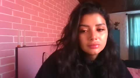 Snapshot of misselii chatting on 09.12.25 melodie online show from 09.12.25