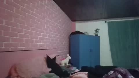 Snapshot of misselii chatting on 09.15.25 melodie online show from 09.15.25