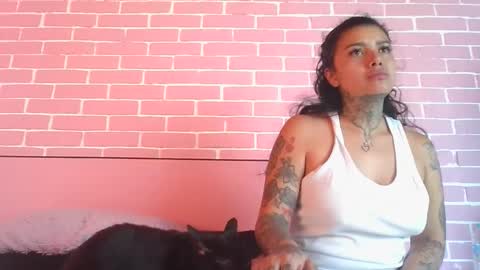 Snapshot of misselii chatting on 09.20.25 melodie online show from 09.20.25