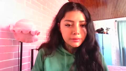 Snapshot of misselii chatting on 09.21.25 melodie online show from 09.21.25