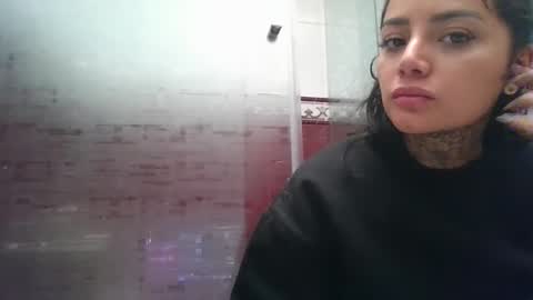 Snapshot of misselii chatting on 10.01.25 melodie online show from 10.01.25