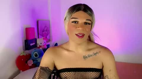 Snapshot of missfer_bigdick chatting on 05.15.26 Fer online show from 05.15.26