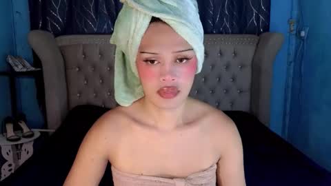 im your queen steffie online show from 03.26.26