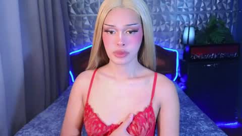 Snapshot of missionary_addiction_cumshot chatting on 06.16.26 im your queen steffie online show from 06.16.26