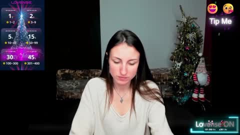 Snapshot of missis_sofiia chatting on 01.08.25 Sofia online show from 01.08.25