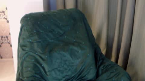 MissJenny7 online show from 11.21.25