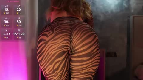 misskristel online show from 11.06.25