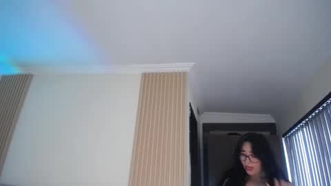 Snapshot of missloise chatting on 03.28.26 Miss Loise online show from 03.28.26