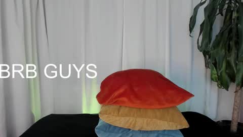 Snapshot of misslynn_ chatting on 02.18.25 i am lyn online show from 02.18.25