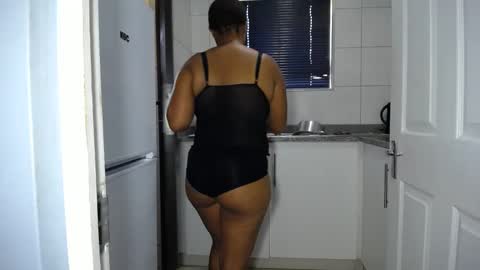 mimmi online show from 02.21.25