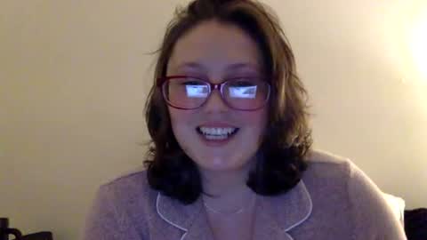 Snapshot of missmistressmal chatting on 07.11.26 missmistressmal online show from 07.11.26