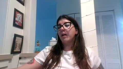 Snapshot of missmonatoyou chatting on 05.16.26 MissMona online show from 05.16.26