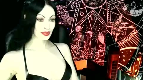 Snapshot of missmoondoll chatting on 02.06.26 MissMoonDoll online show from 02.06.26