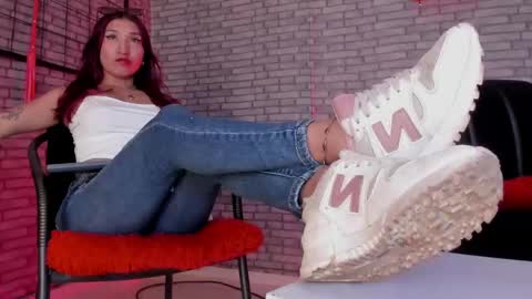 Alana online show from 05.05.26