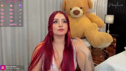 Snapshot of misspaulina__ chatting on 02.13.25 Pau Giraldo online show from 02.13.25