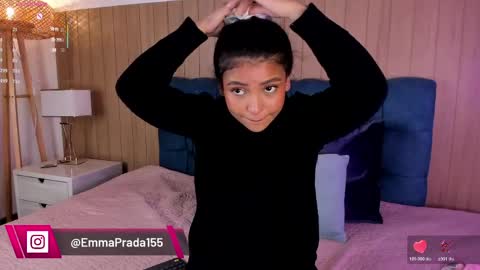 Snapshot of missprada chatting on 05.11.26 Emma Prada online show from 05.11.26