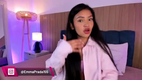 Snapshot of missprada chatting on 05.19.26 Emma Prada online show from 05.19.26