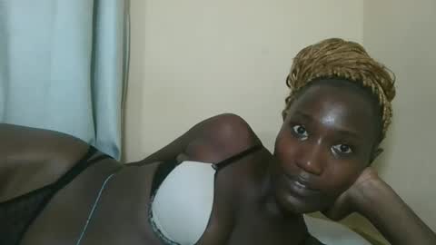 pretty gal online show from 03.10.25