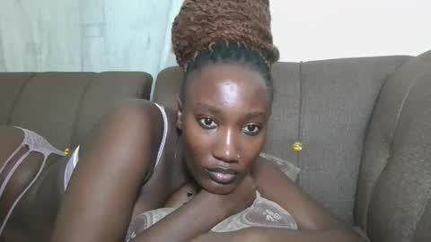 pretty gal online show from 09.11.25