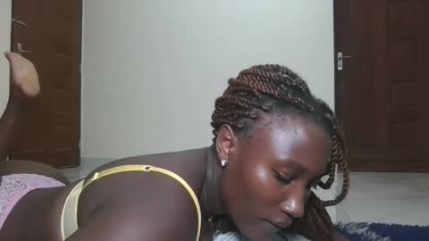 pretty gal online show from 11.15.25