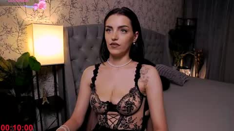 Snapshot of missrosse_ chatting on 06.08.26 Emily online show from 06.08.26