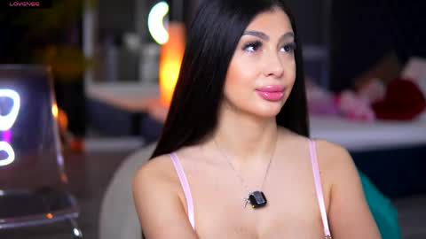 Snapshot of misss_megann chatting on 04.30.26 Megann online show from 04.30.26