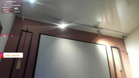 victoria  online show from 04.02.26