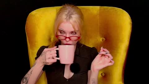 Misss Lola Angel online show from 10.01.25