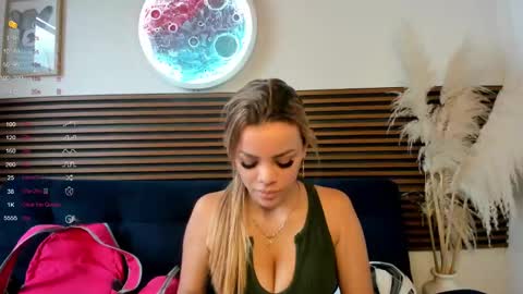 missvalery1 online show from 12.04.24