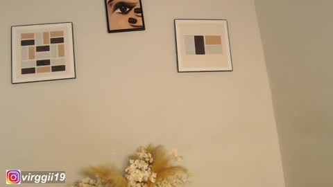 Snapshot of missvirggii chatting on 09.18.25 missvirggii online show from 09.18.25