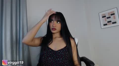 Snapshot of missvirggii chatting on 09.25.25 missvirggii online show from 09.25.25