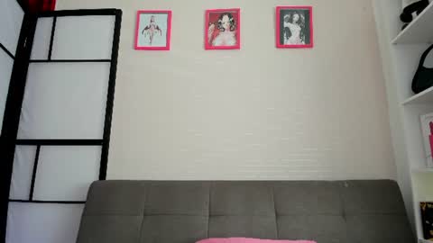 Pau OFmissweetpeach online show from 07.07.26