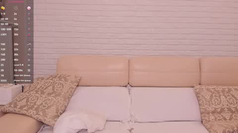 Snapshot of missxcaprice chatting on 02.25.26 missxcaprice online show from 02.25.26