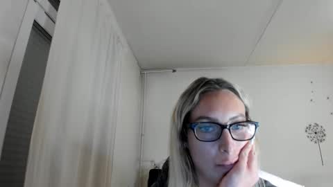 Snapshot of missy_matrix chatting on 10.04.25 Missy matrix online show from 10.04.25