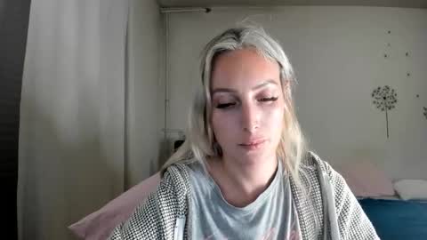 Snapshot of missy_matrix chatting on 10.15.25 Missy matrix online show from 10.15.25
