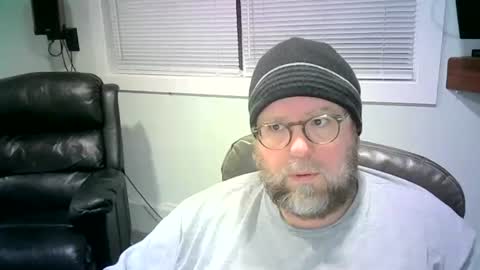 Snapshot of mister_happy567 chatting on 02.12.25 Mr. Happy online show from 02.12.25