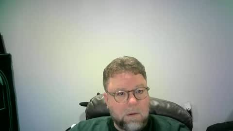 Snapshot of mister_happy567 chatting on 10.09.25 Mr. Happy online show from 10.09.25