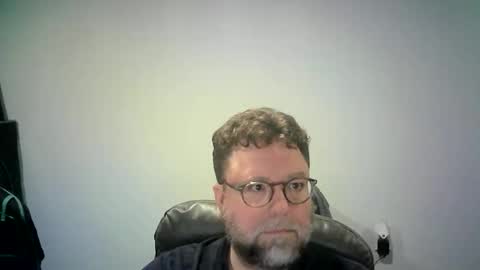 Snapshot of mister_happy567 chatting on 10.24.25 Mr. Happy online show from 10.24.25