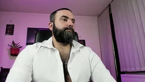 Snapshot of misterlov3r chatting on 03.04.25 misterlov3r online show from 03.04.25