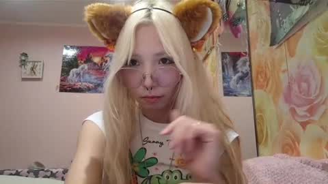 Snapshot of mistigruzinsky chatting on 07.30.26 Luna online show from 07.30.26