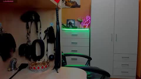 Mistress Kristi online show from 04.29.26
