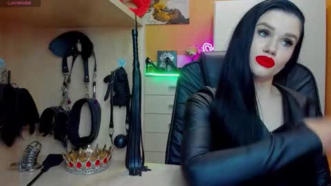 Mistress Kristi online show from 05.13.26