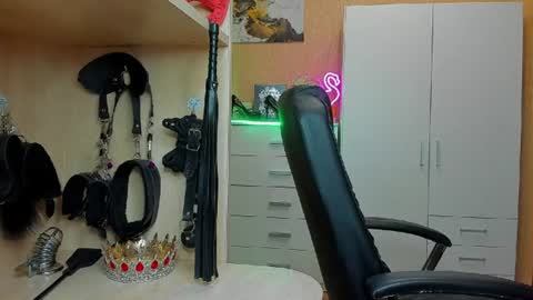Mistress Kristi online show from 06.11.26